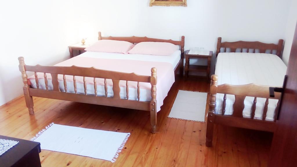 Apartment And Rooms Markovic 塞尼 外观 照片